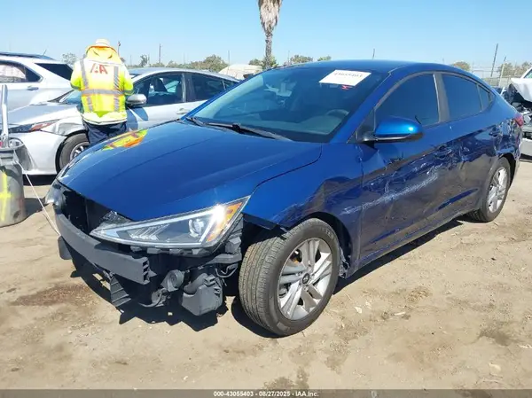 5NPD84LF0LH549609 2020 HYUNDAI ELANTRA - Image 2