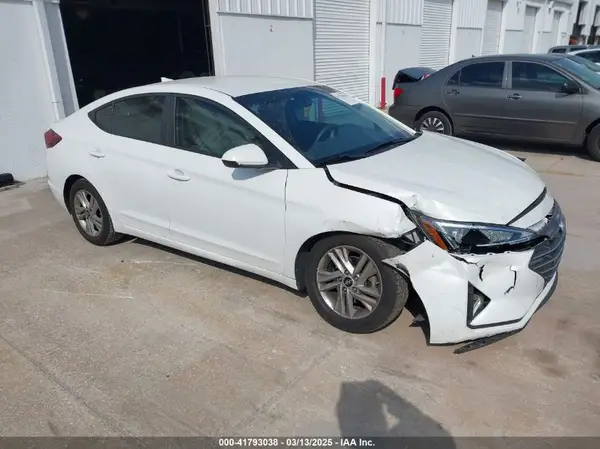 5NPD84LF0LH558875 2020 HYUNDAI ELANTRA - Image 1