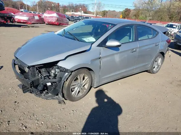5NPD84LF0LH568211 2020 HYUNDAI ELANTRA - Image 2