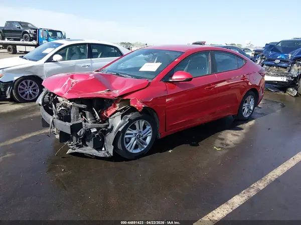 5NPD84LF0LH568256 2020 HYUNDAI ELANTRA - Image 2