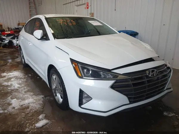 5NPD84LF0LH570668 2020 HYUNDAI ELANTRA - Image 1