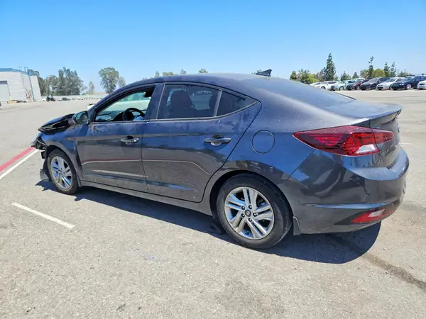 5NPD84LF0LH611865 2020 HYUNDAI ELANTRA - Image 2