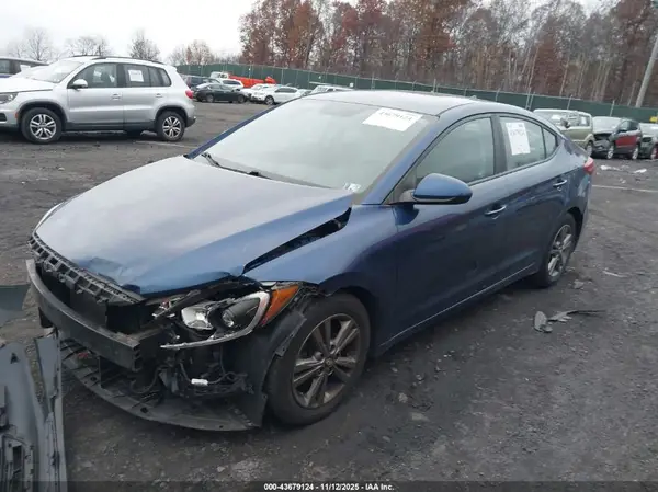 5NPD84LF1HH000766 2017 HYUNDAI ELANTRA - Image 2