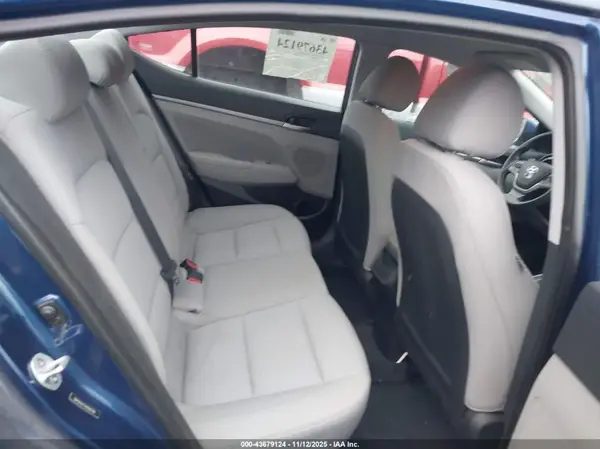 5NPD84LF1HH000766 2017 HYUNDAI ELANTRA - Image 8