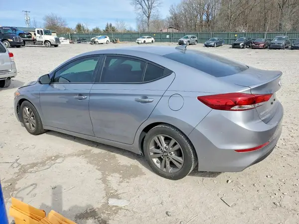 5NPD84LF1HH001612 2017 HYUNDAI ELANTRA - Image 2
