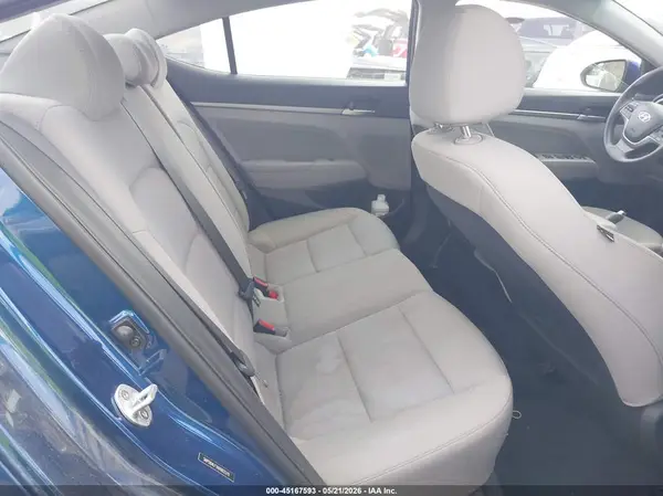 5NPD84LF1HH002579 2017 HYUNDAI ELANTRA - Image 8