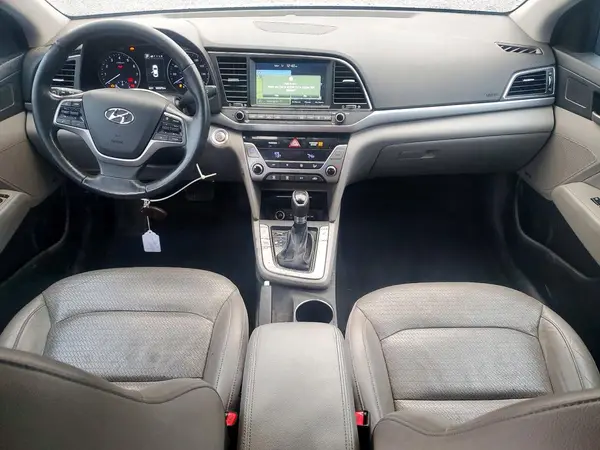 5NPD84LF1HH002677 2017 HYUNDAI ELANTRA - Image 8