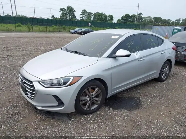 5NPD84LF1HH002694 2017 HYUNDAI ELANTRA - Image 2