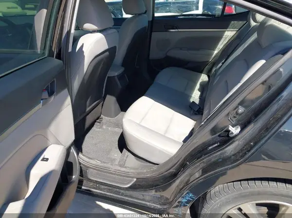 5NPD84LF1HH002968 2017 HYUNDAI ELANTRA - Image 8