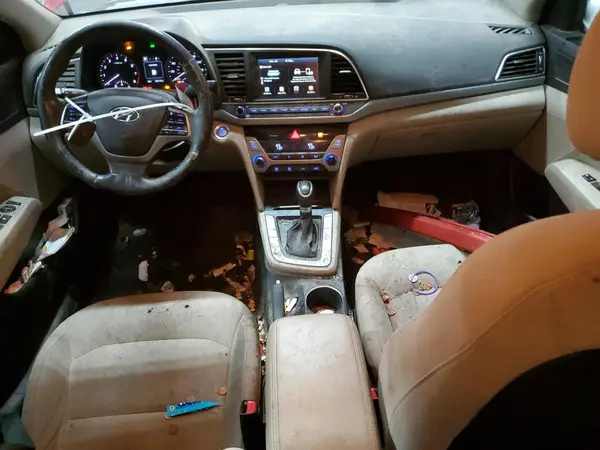 5NPD84LF1HH011086 2017 HYUNDAI ELANTRA - Image 8