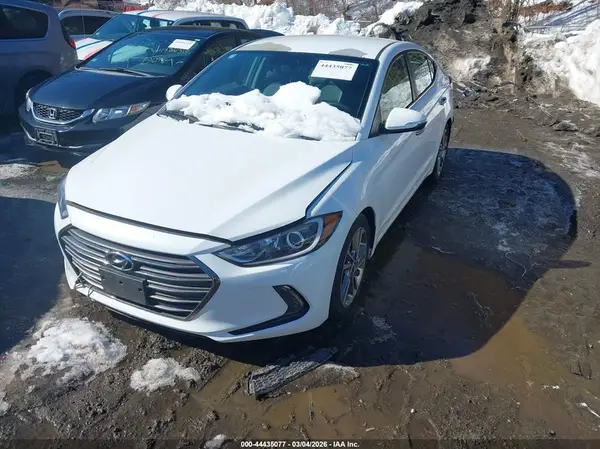 5NPD84LF1HH011122 2017 HYUNDAI ELANTRA - Image 2