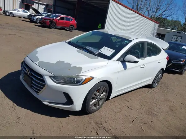 5NPD84LF1HH011668 2017 HYUNDAI ELANTRA - Image 2