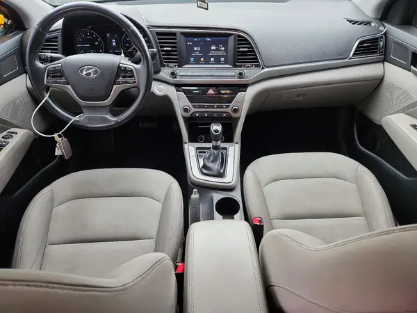 5NPD84LF1HH012612 2017 HYUNDAI ELANTRA - Image 8