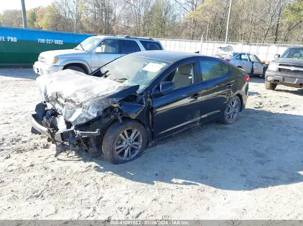 5NPD84LF1HH013520 2017 HYUNDAI ELANTRA - Image 2