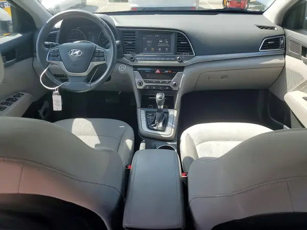 5NPD84LF1HH015056 2017 HYUNDAI ELANTRA - Image 8