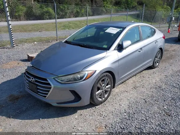 5NPD84LF1HH016028 2017 HYUNDAI ELANTRA - Image 2