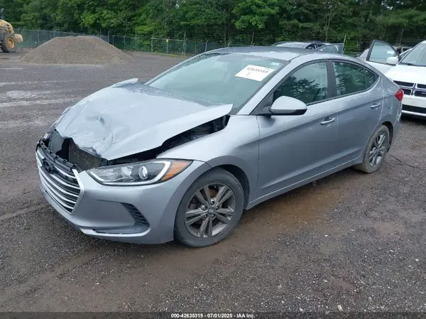 5NPD84LF1HH017695 2017 HYUNDAI ELANTRA - Image 2