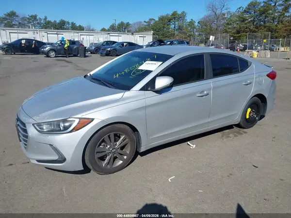 5NPD84LF1HH019026 2017 HYUNDAI ELANTRA - Image 2