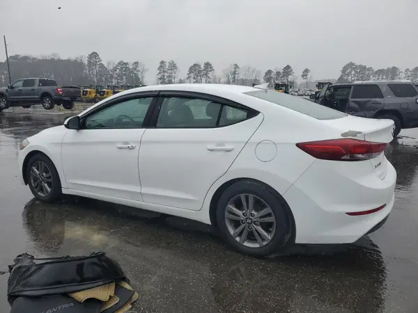 5NPD84LF1HH019527 2017 HYUNDAI ELANTRA - Image 2