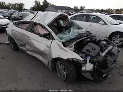 5NPD84LF1HH019656 2017 HYUNDAI ELANTRA