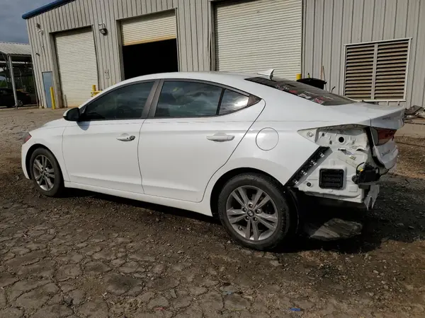 5NPD84LF1HH020046 2017 HYUNDAI ELANTRA - Image 2
