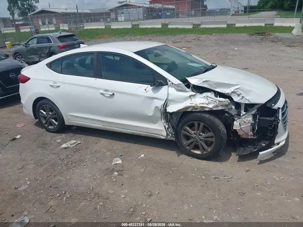 5NPD84LF1HH026350 2017 HYUNDAI ELANTRA - Image 1