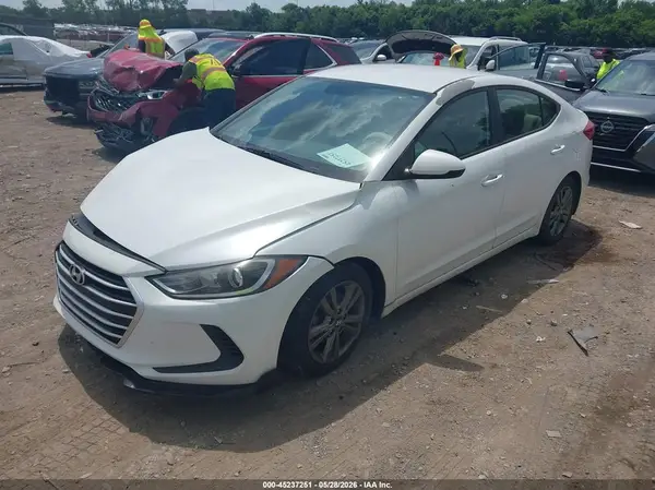 5NPD84LF1HH026350 2017 HYUNDAI ELANTRA - Image 2