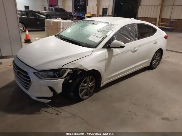 5NPD84LF1HH026543 2017 HYUNDAI ELANTRA - Image 2
