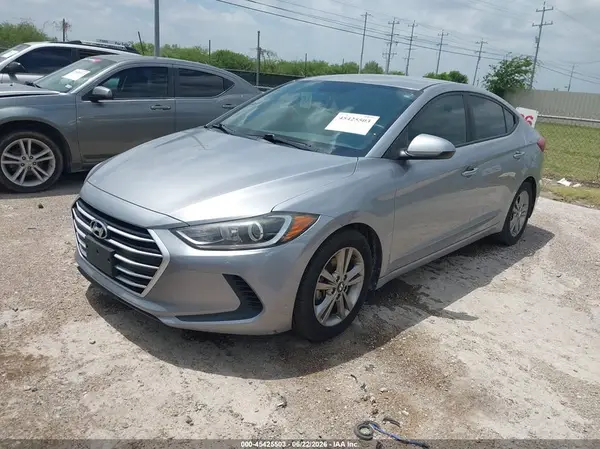 5NPD84LF1HH028230 2017 HYUNDAI ELANTRA - Image 2