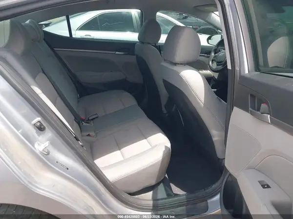 5NPD84LF1HH028230 2017 HYUNDAI ELANTRA - Image 8