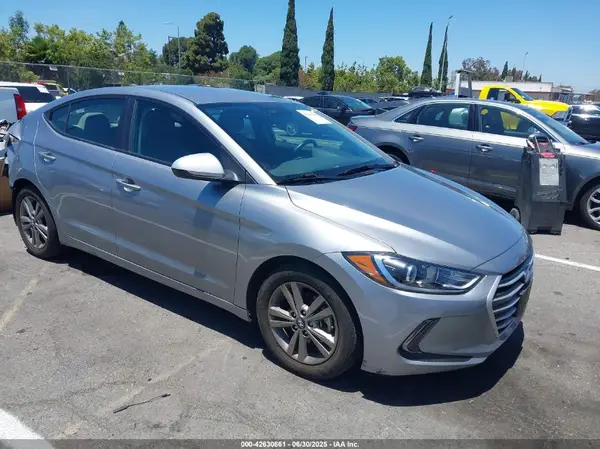 5NPD84LF1HH028888 2017 HYUNDAI ELANTRA - Image 1