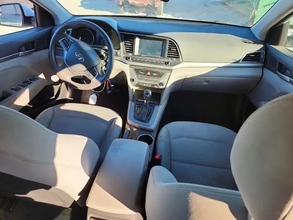 5NPD84LF1HH029085 2017 HYUNDAI ELANTRA - Image 8