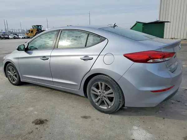 5NPD84LF1HH030219 2017 HYUNDAI ELANTRA - Image 2