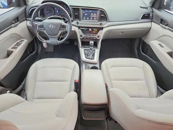 5NPD84LF1HH031113 2017 HYUNDAI ELANTRA - Image 8
