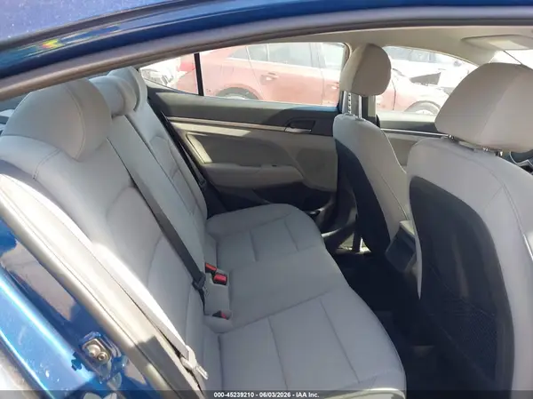 5NPD84LF1HH031354 2017 HYUNDAI ELANTRA - Image 8