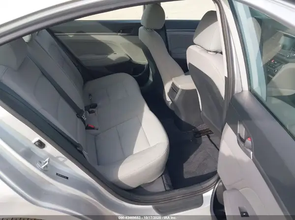 5NPD84LF1HH031788 2017 HYUNDAI ELANTRA - Image 8