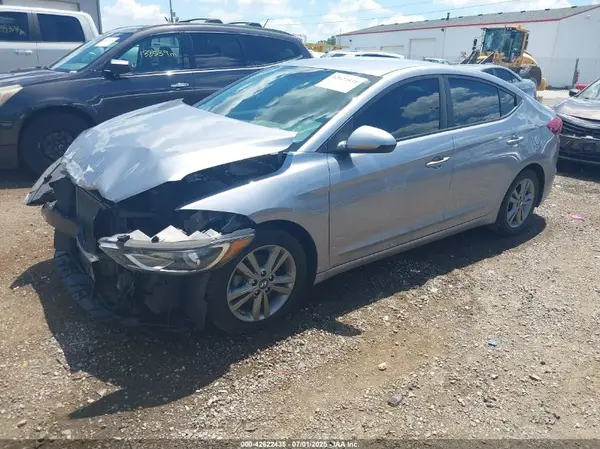5NPD84LF1HH031998 2017 HYUNDAI ELANTRA - Image 2