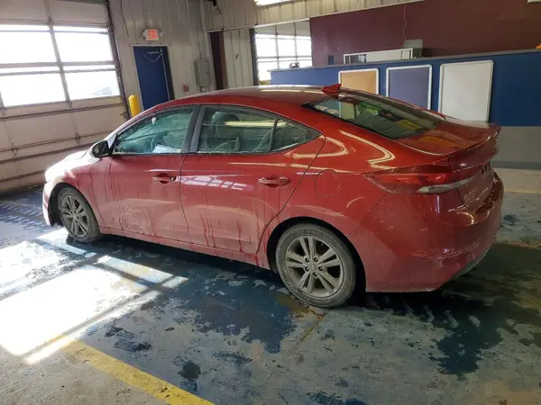 5NPD84LF1HH032570 2017 HYUNDAI ELANTRA - Image 2