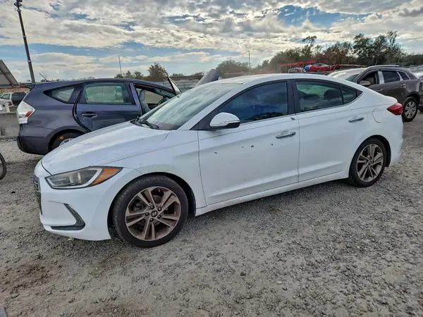 5NPD84LF1HH033573 2017 HYUNDAI ELANTRA - Image 1
