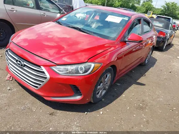 5NPD84LF1HH033928 2017 HYUNDAI ELANTRA - Image 2