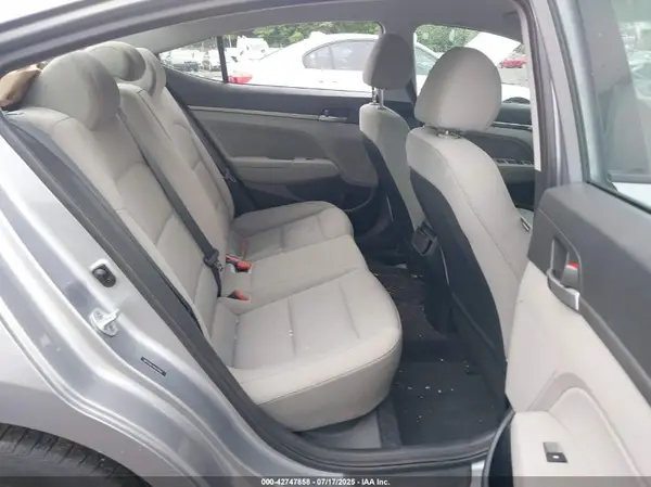 5NPD84LF1HH034562 2017 HYUNDAI ELANTRA - Image 8