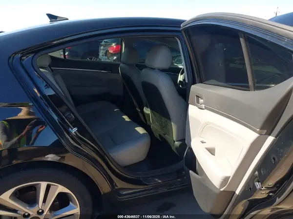 5NPD84LF1HH036148 2017 HYUNDAI ELANTRA - Image 8