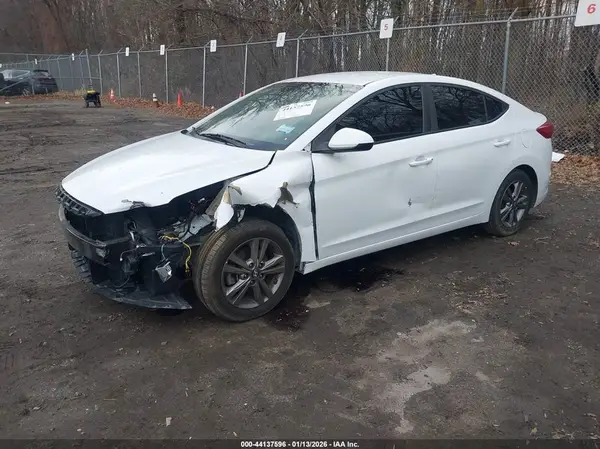 5NPD84LF1HH036683 2017 HYUNDAI ELANTRA - Image 2