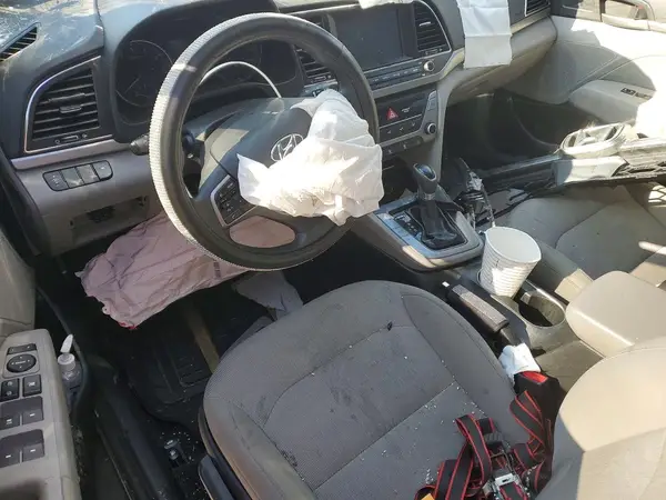 5NPD84LF1HH039132 2017 HYUNDAI ELANTRA - Image 8