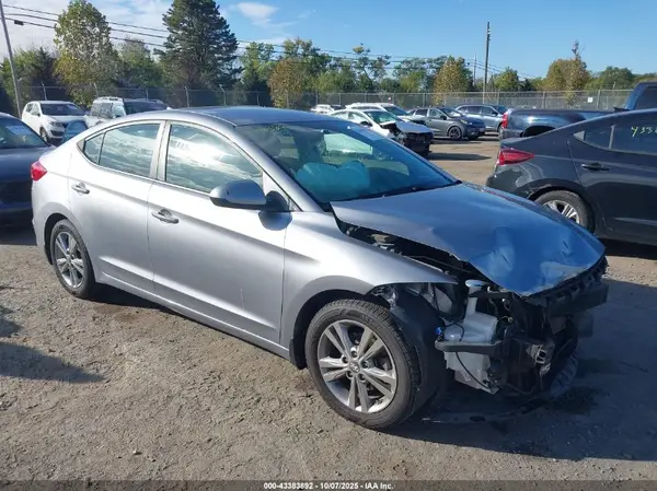 5NPD84LF1HH041723 2017 HYUNDAI ELANTRA - Image 1