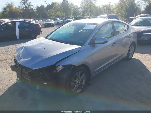 5NPD84LF1HH041723 2017 HYUNDAI ELANTRA - Image 2