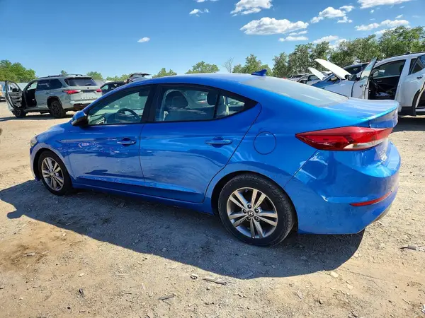 5NPD84LF1HH042547 2017 HYUNDAI ELANTRA - Image 2