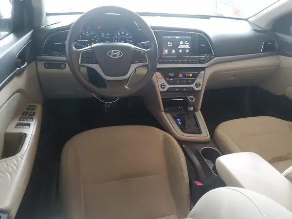 5NPD84LF1HH043049 2017 HYUNDAI ELANTRA - Image 8