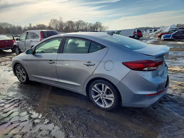 5NPD84LF1HH043245 2017 HYUNDAI ELANTRA - Image 2