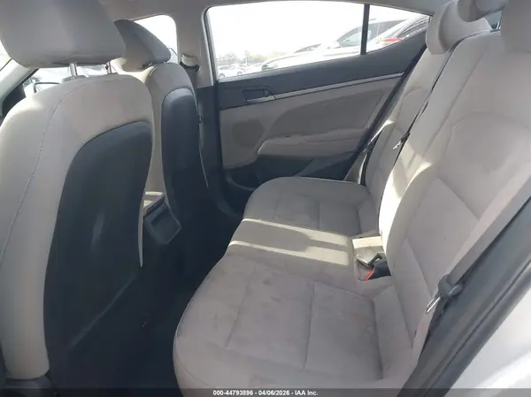 5NPD84LF1HH043472 2017 HYUNDAI ELANTRA - Image 8